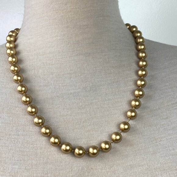Jewelry - Gold Glass Faux Pearl Knotted Bead Necklace 25"